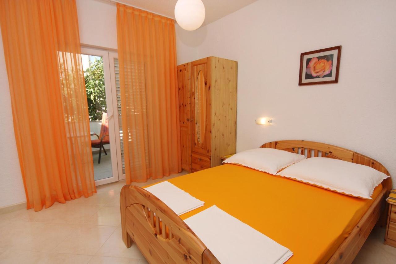 Apartments With A Parking Space Vodice - 2995 Exterior photo